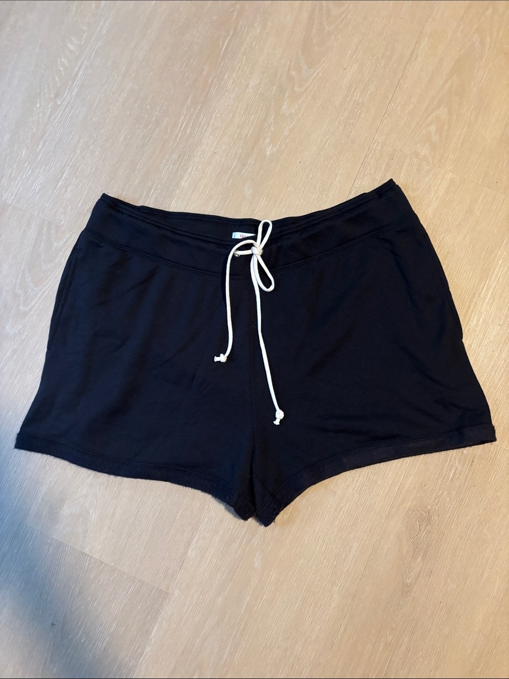 Hanes Luxe Collection Black Athletic Lounge Shorts with Drawstring size XL